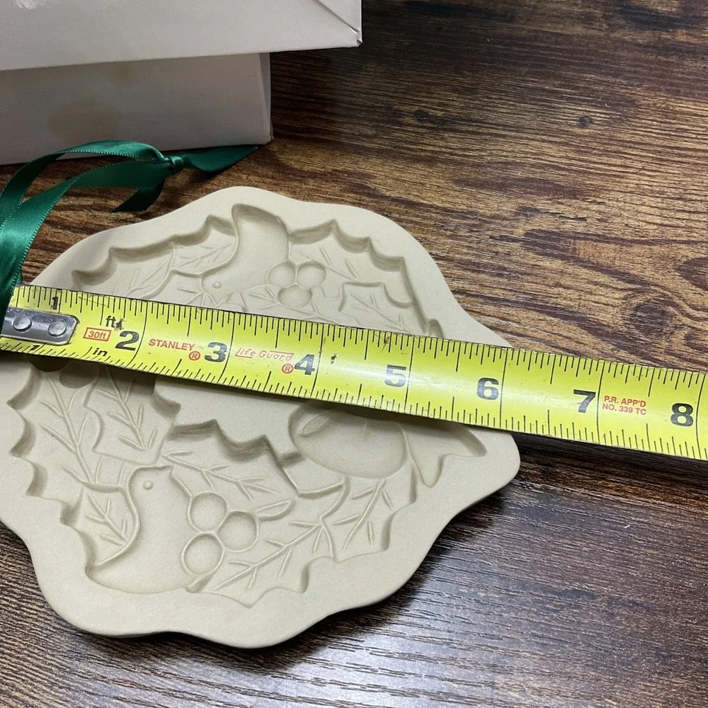 Brown Bag Cookie Art Mold‎ Wreath 1988 Holly Bird Stoneware Vintage Box
